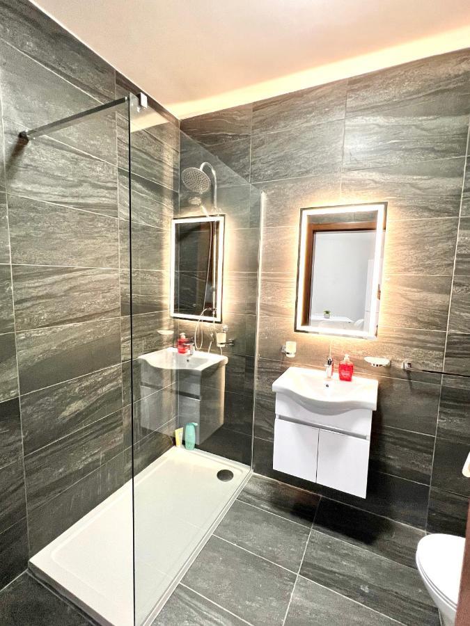 Condo With Patio Overlooking Piazza Gzira Exterior foto